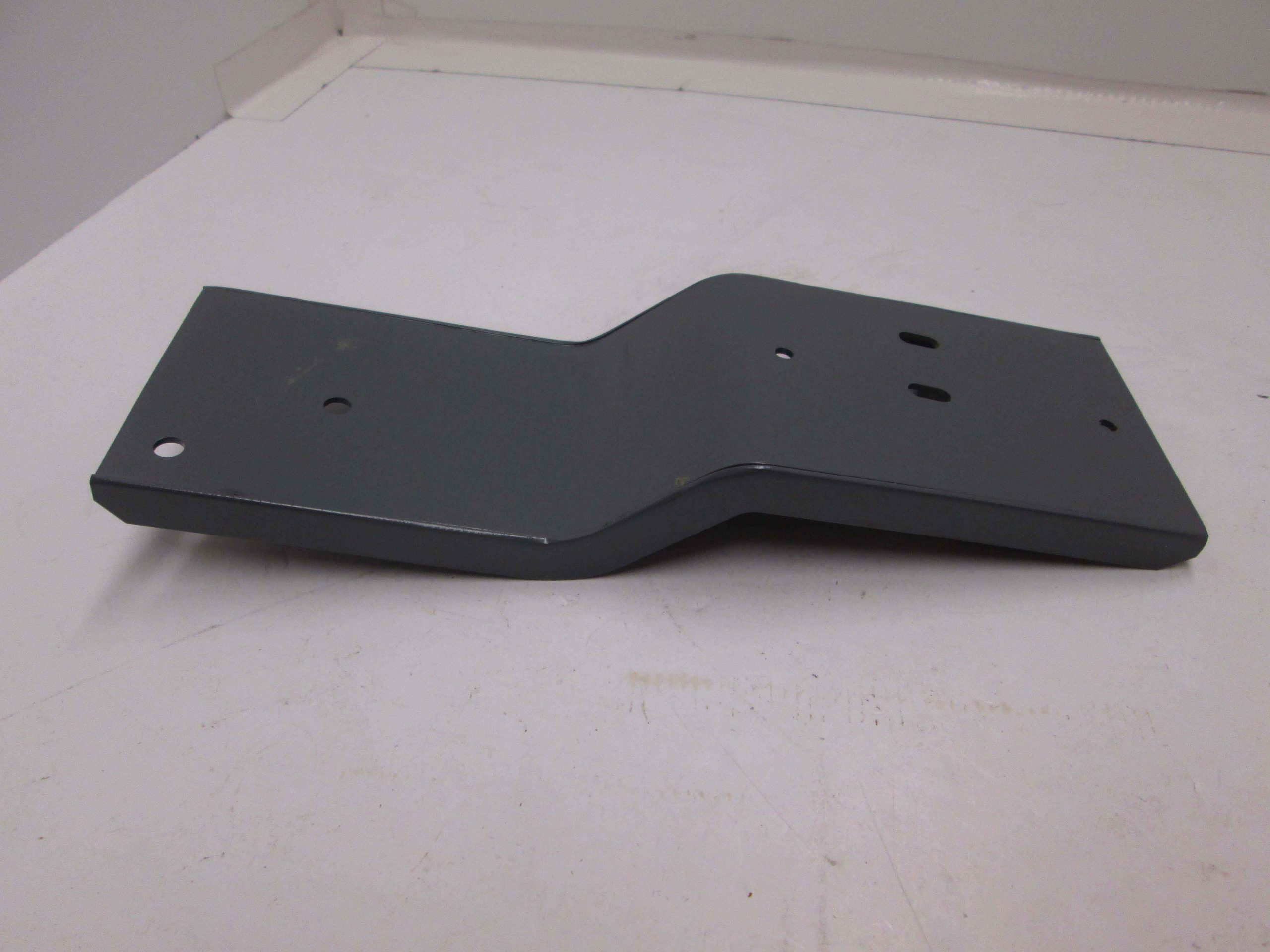 MOUNTING PLATE