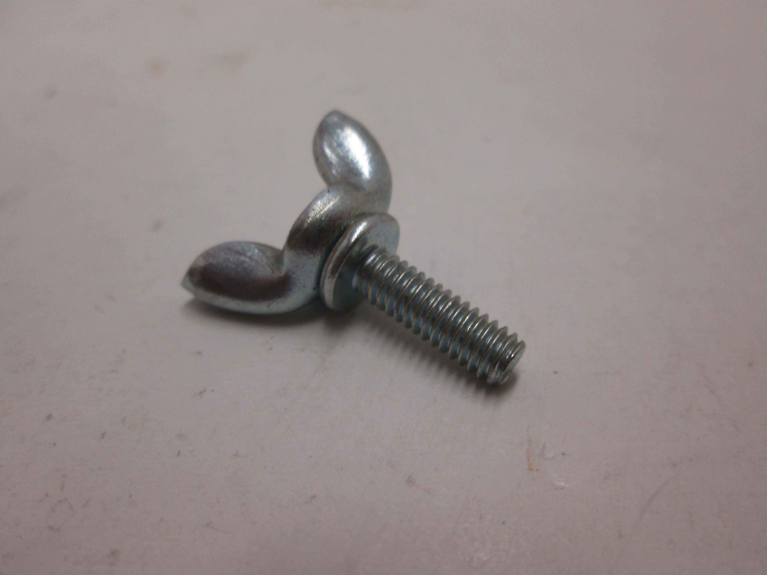 *THUMB SCREW (8-32) C&D